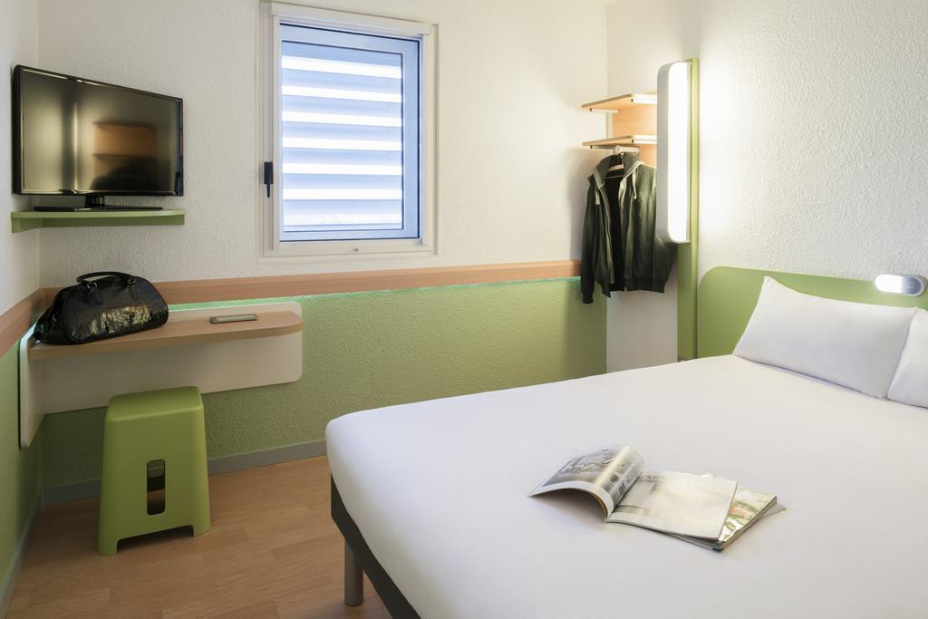 Ibis Budget Manosque Cadarache Room photo