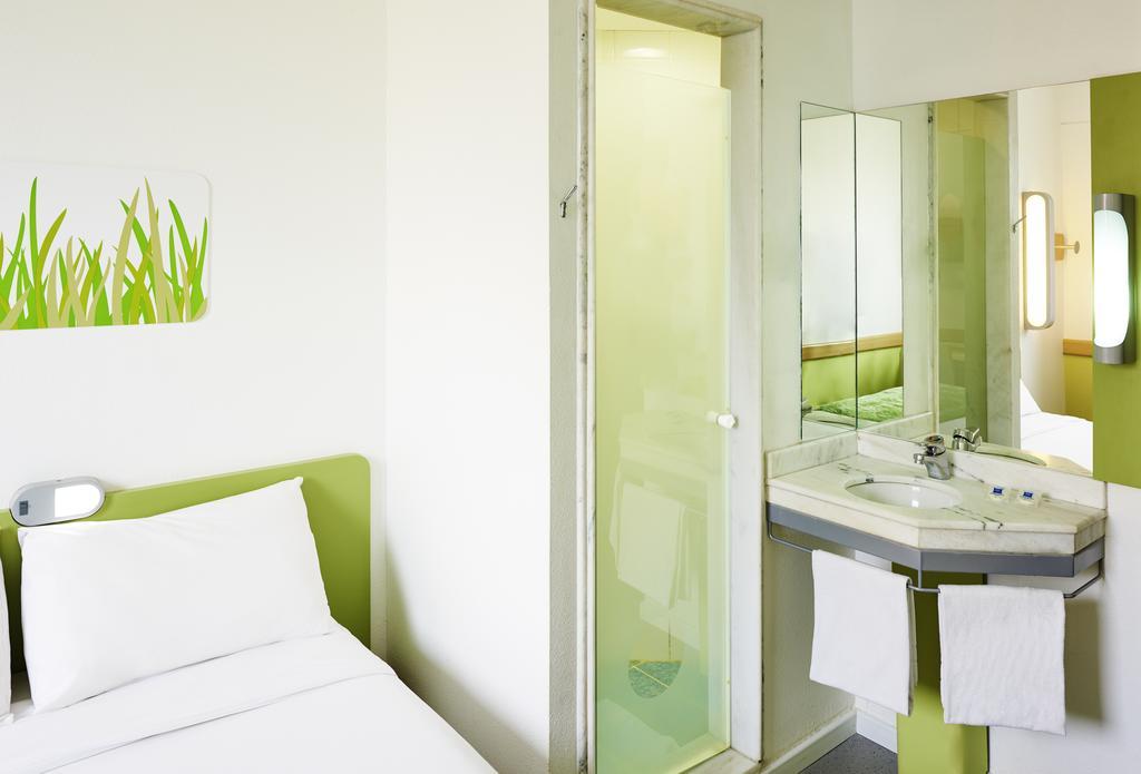 Ibis Budget Manosque Cadarache Room photo